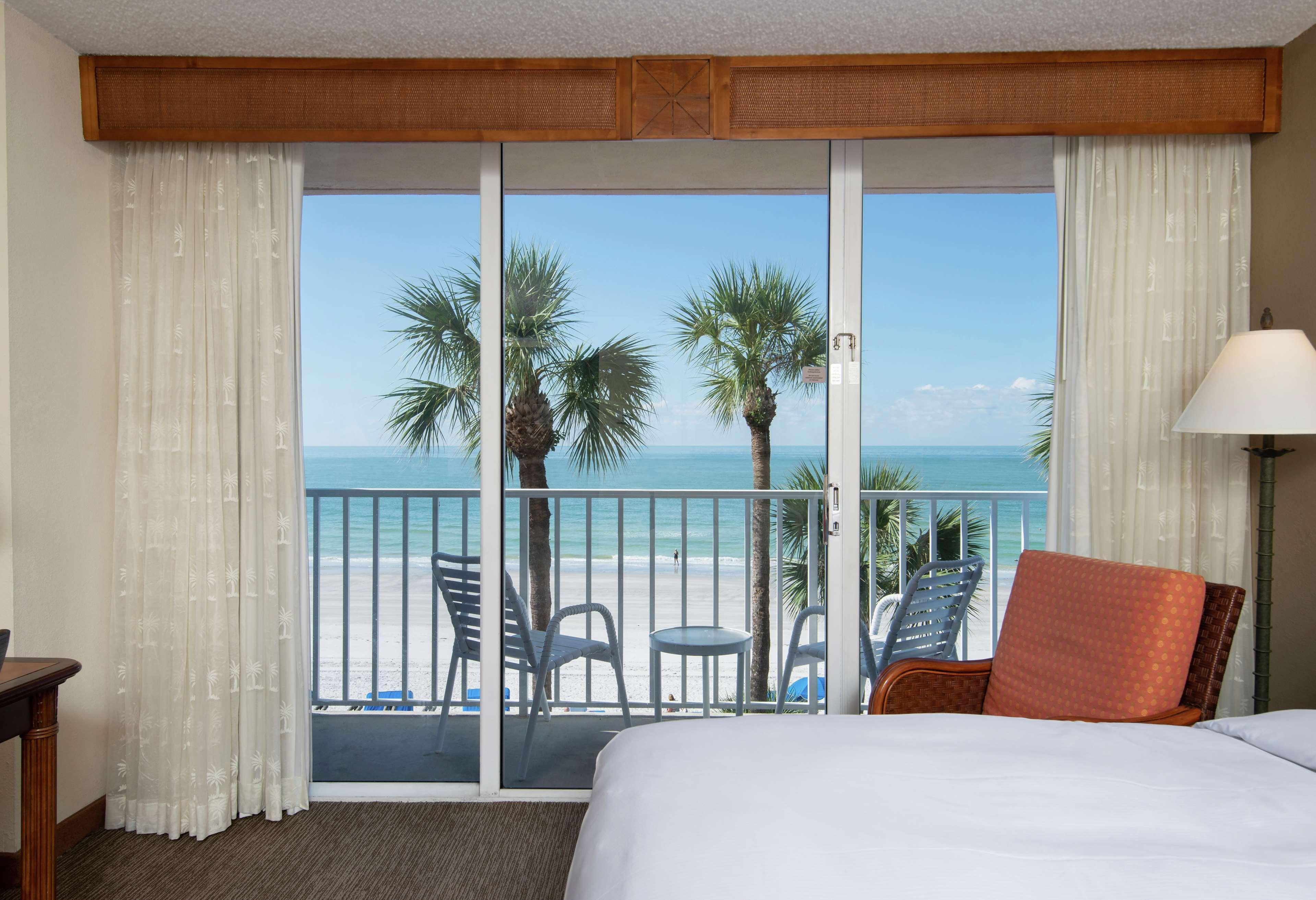 Doubletree Beach Resort By Hilton Tampa Bay - North Redington Beach St. Pete Beach Exteriör bild