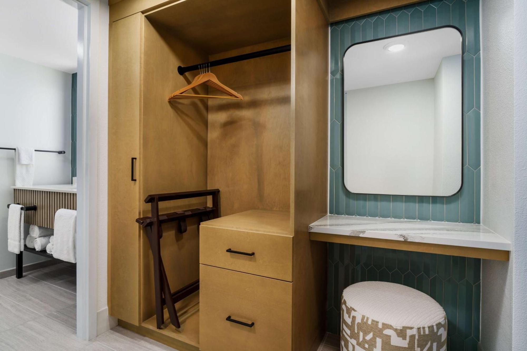Doubletree Beach Resort By Hilton Tampa Bay - North Redington Beach St. Pete Beach Exteriör bild